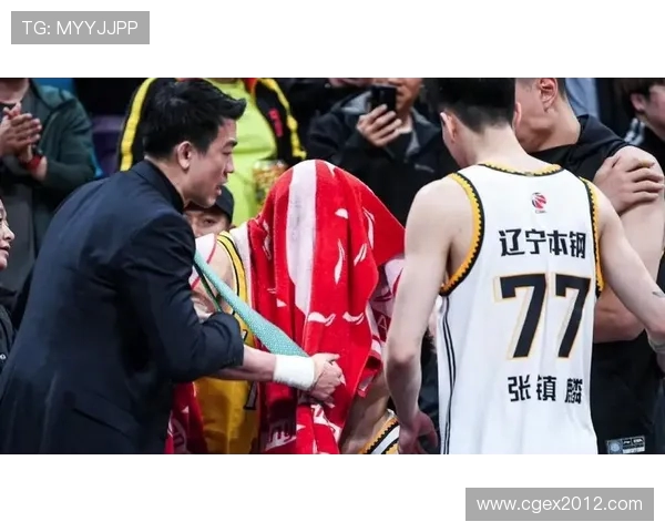 孙铭徽：从青涩新星到篮球场上的领军人物之路探索与成长